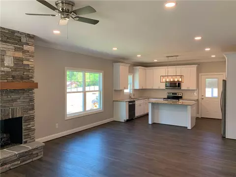 207 Pendleton Street Ext, Pickens, SC 29671 photo 5