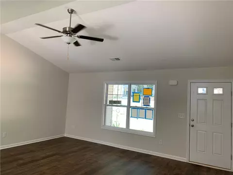 112 Meredith St, Central, SC 29630 photo 3