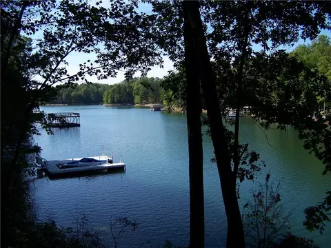 123 Crosswind Ct, Sunset, SC 29685 photo 2