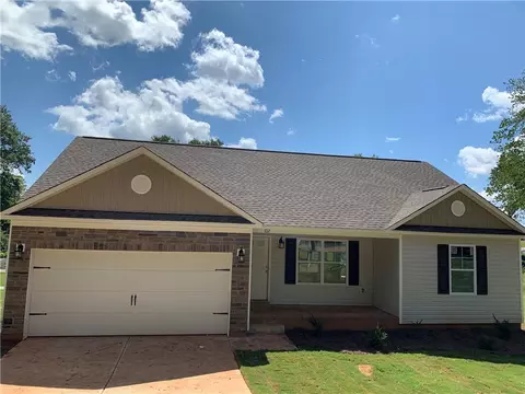 102 Meredith St, Central, SC 29630 photo 2