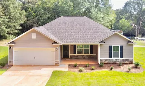 102 Meredith St, Central, SC 29630 photo 1