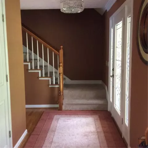 401 Glen Laurel Dr, Easley, SC 29642 photo 3