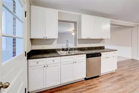 215 Mulliken Rd, Central, SC 29630 photo 4