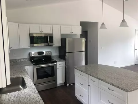109 Mill St, Walhalla, SC 29691 photo 3