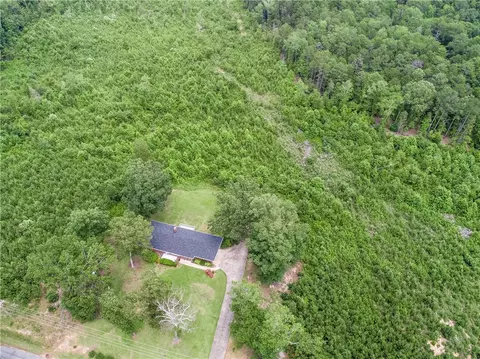 579 Mcelrath Rd, Starr, SC 29684 photo 3