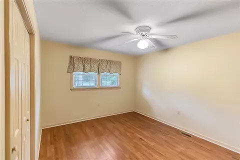 579 Mcelrath Rd, Starr, SC 29684 photo 18