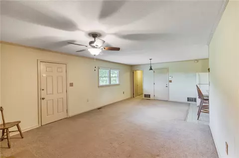 579 Mcelrath Rd, Starr, SC 29684 photo 14