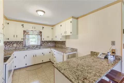 579 Mcelrath Rd, Starr, SC 29684 photo 6