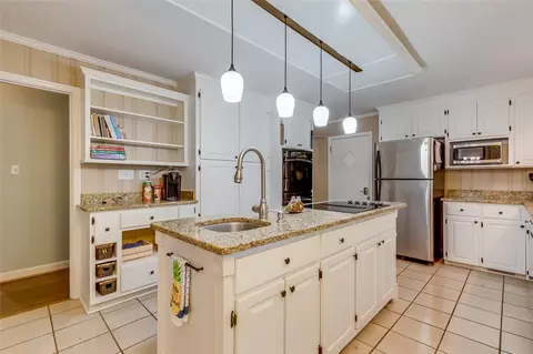 15 Henry Ave, Honea Path, SC 29654 photo 10