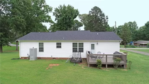 100 Ridge Dr, Williamston, SC 29697 photo 3