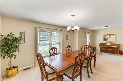 612 Timber Ln, Anderson, SC 29621 photo 4