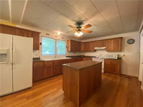 212 Bulwinkle Dr, Walhalla, SC 29691 photo 8