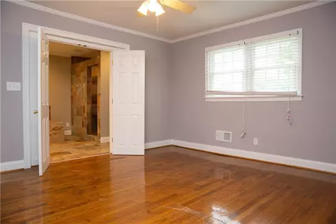 463 Black Snake Rd, Easley, SC 29640 photo 11