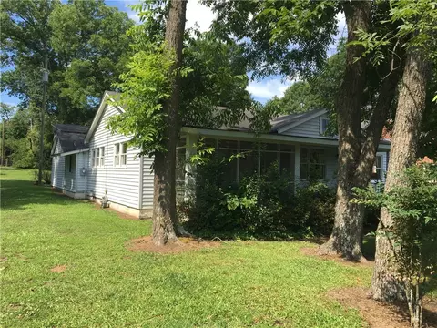 303 N Main St, Honea Path, SC 29654 photo 5