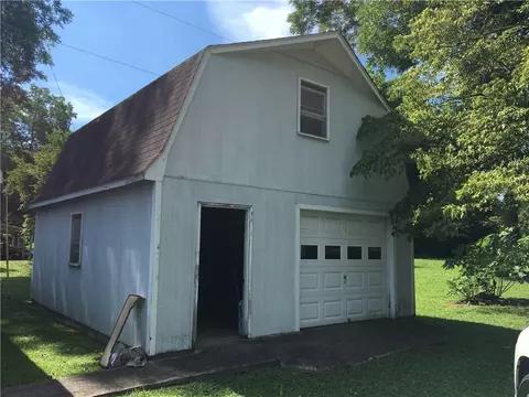 303 N Main St, Honea Path, SC 29654 photo 4