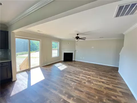 199 Sunny Point Loop, Central, SC 29630 photo 6