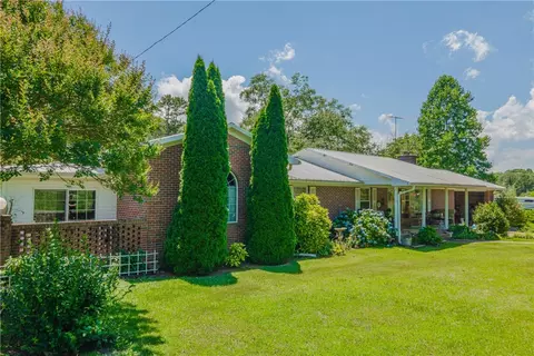 116 Weldon Rd, Westminster, SC 29693 photo 4