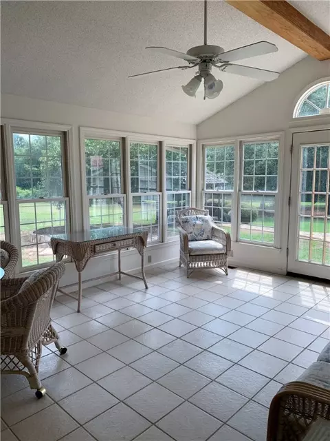 104 Carson Dr, Starr, SC 29684 photo 2