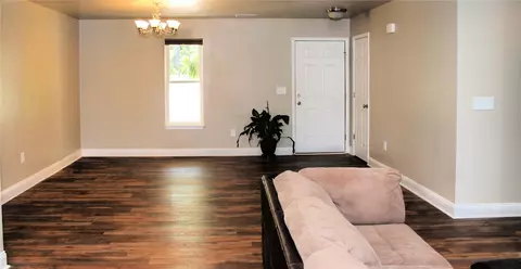 928 Falling Waters Ln, Seneca, SC 29672 photo 3