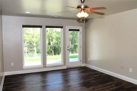 928 Falling Waters Ln, Seneca, SC 29672 photo 14