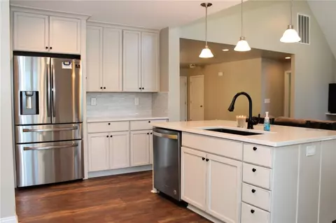 928 Falling Waters Ln, Seneca, SC 29672 photo 8
