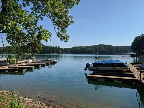 407 E Waterside Dr, Seneca, SC 29672 photo 6