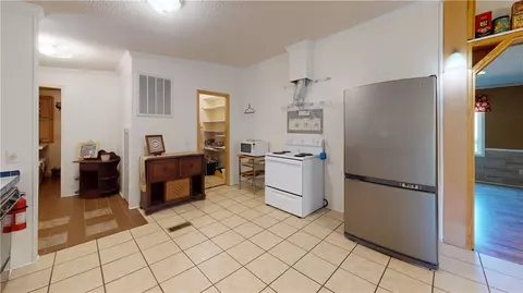 586 Robinson Bridge Rd, Central, SC 29630 photo 5