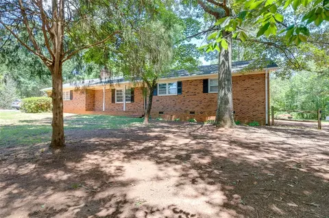 1036 Williams St, Pendleton, SC 29670 photo 2