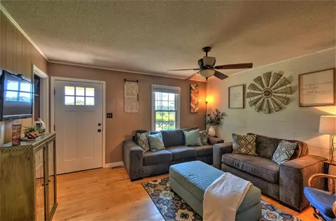 2722 Lebanon Rd, Pendleton, SC 29670 photo 5
