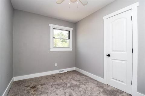 206 Mark St, Easley, SC 29640 photo 8