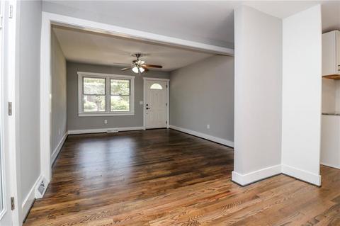 206 Mark St, Easley, SC 29640 photo 6