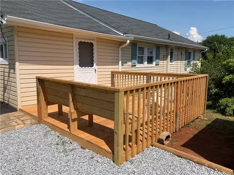 120 Jones St, Pickens, SC 29671 photo 32