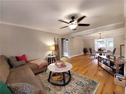 109 League St, Easley, SC 29640 photo 2