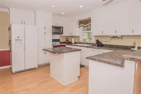 146 Cindy Ln, Easley, SC 29642 photo 13