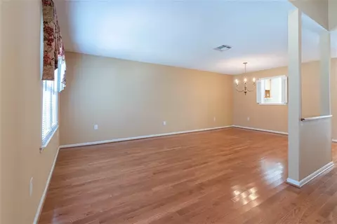 13012 W Camelia Ln, Seneca, SC 29678 photo 7