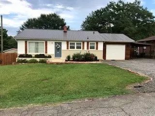 104 Dowling St, Easley, SC 29640 photo 2