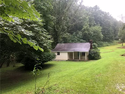 295 Phoenix Rd, Pickens, SC 29671 photo 1