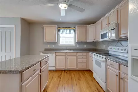 200 Ashford Ct, Easley, SC 29642 photo 14