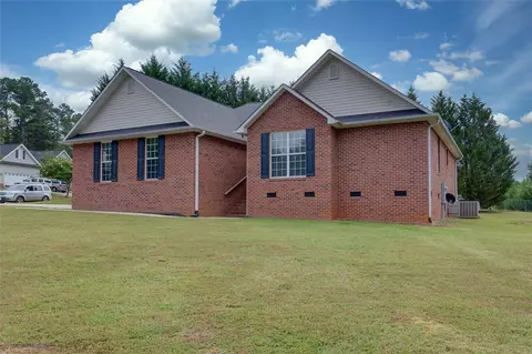 200 Ashford Ct, Easley, SC 29642 photo 2
