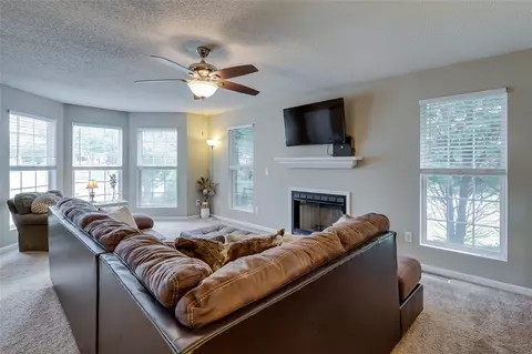 101 Flagstone Dr, Easley, SC 29642 photo 9