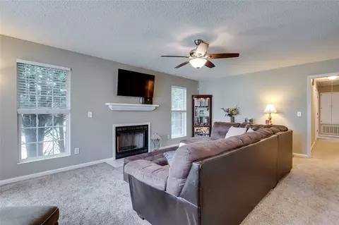101 Flagstone Dr, Easley, SC 29642 photo 5