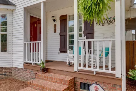 101 Flagstone Dr, Easley, SC 29642 photo 4