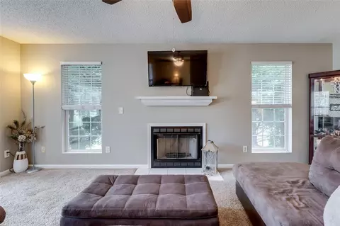 101 Flagstone Dr, Easley, SC 29642 photo 8
