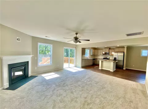 143 Sunny Point Loop, Central, SC 29630 photo 11