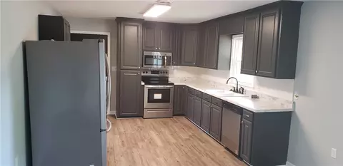 701 E Main St, Walhalla, SC 29691 photo 7