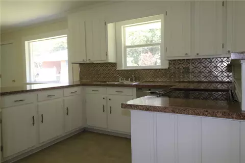 16 W Oak Dr, Honea Path, SC 29654 photo 12