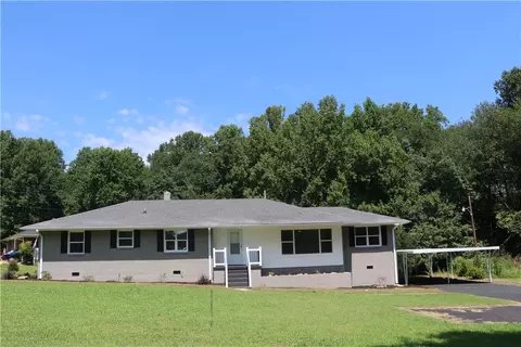 16 W Oak Dr, Honea Path, SC 29654 photo 2