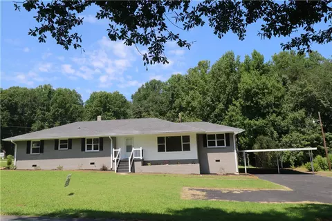 16 W Oak Dr, Honea Path, SC 29654 photo 1