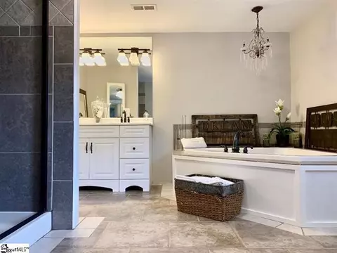 206 Summit Dr, Liberty, SC 29657 photo 9