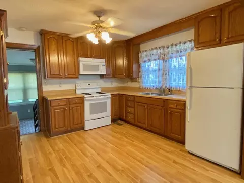 1704 E Park Dr, Anderson, SC 29621 photo 5